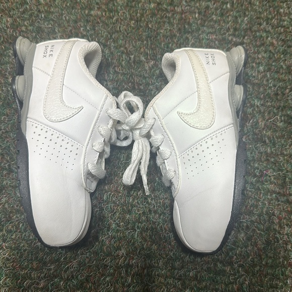 Nike Toddler Shox Deliver 8C - #515026-100 - Picture 8 of 9